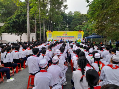 LIÊN ĐỘI THCS ĐỊNH HÒA THAM GIA HỘI THI "NGHI THỨC ĐỘI – CHỈ HUY ĐỘI GIỎI VÀ HÁT MÚA TẬP THỂ" THÀNH PHỐ THỦ DẦU MỘT NĂM 2025