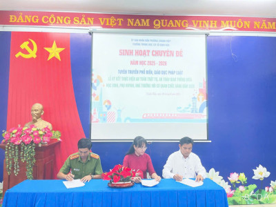 TRƯỜNG THCS ĐỊNH HÒA SINH HOẠT CHUYÊN ĐỀ TUYÊN TRUYỀN PHỔ BIẾN PHÁP LUẬT – LỄ KÝ KẾT THỰC HIỆN AN TOÀN TRẬT TỰ, AN TOÀN GIAO THÔNG NĂM 2025