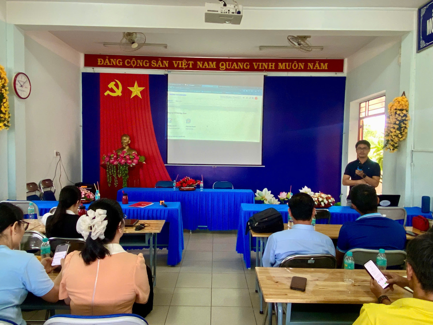 z7030923738483 065330122da1a0388c8fbddb69c9a4d2