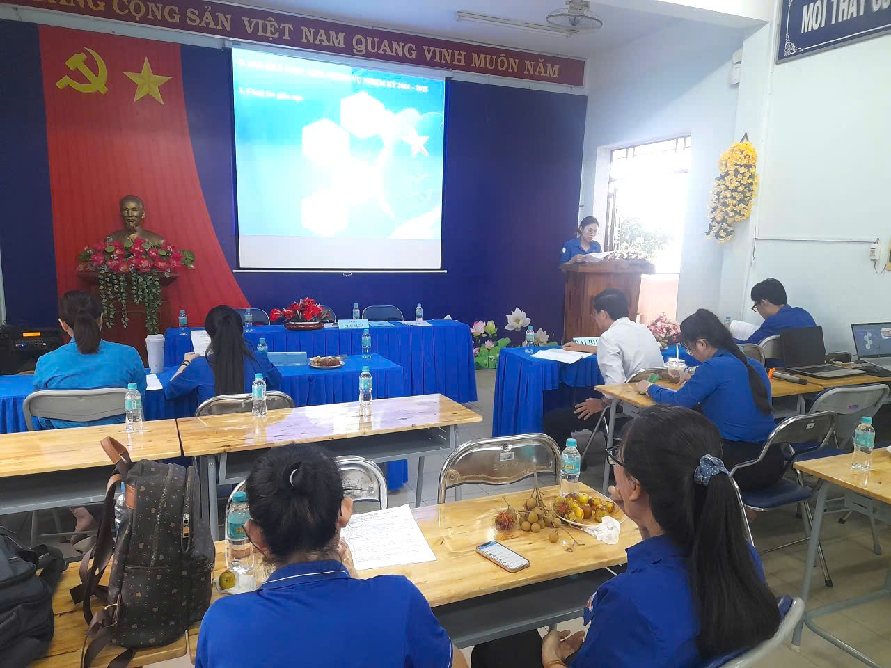 🌻 💐  ĐẠI HỘI CHI ĐOÀN TRƯỜNG THCS ĐỊNH HÒA NHIỆM KỲ 2025-2026 💐 🌻