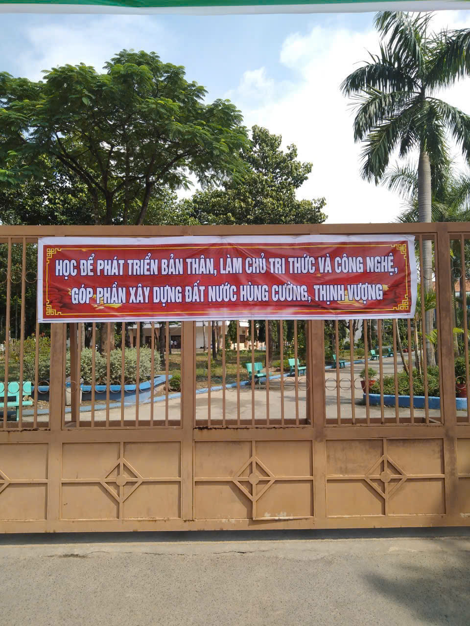 z7071045034570 86ae880a40db363f75b9bf9002ac9032