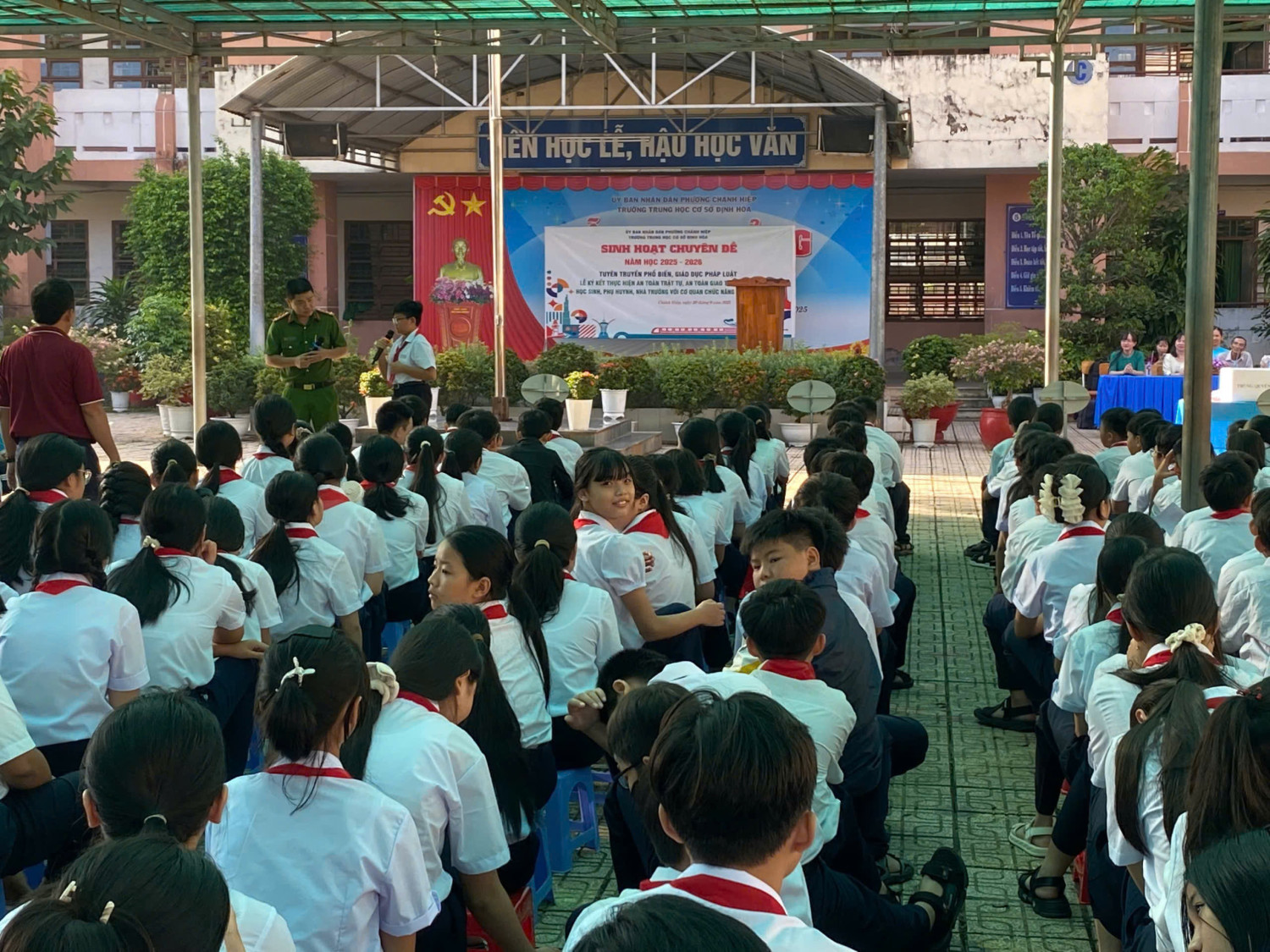 z7089188176961 0af39b322451ca4f8a91fb63dba987f6