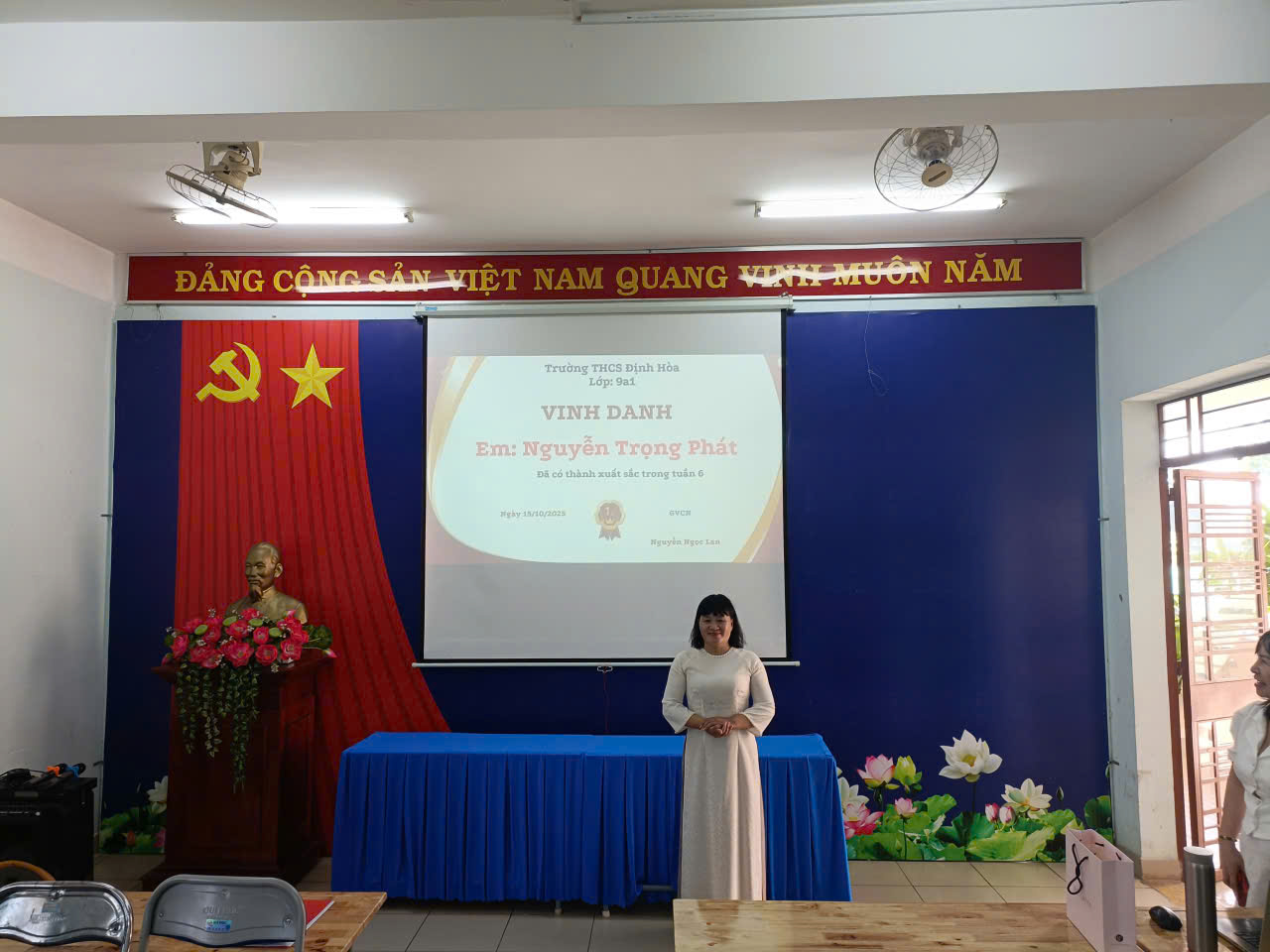 z7128656069687 9e5bb5ba946f88d2943a2fe35addc0a7