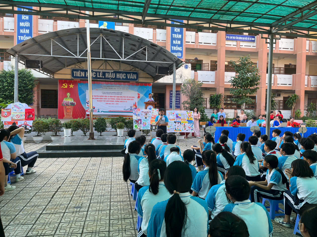 z7280508231926 775827f25e18e2c2872da0ebe8b3880f