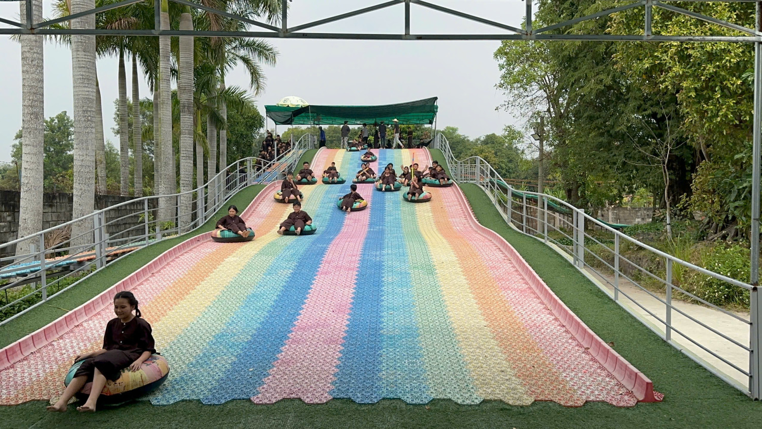 z7420169522798 5d9ab230ab4fa41a33072cdb446c2050