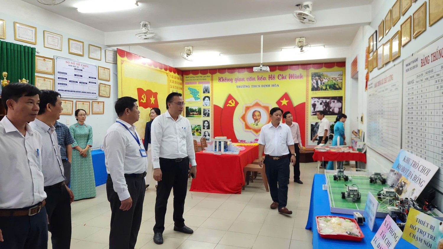 z7524507999513 84a16f272090102f196c799b727d3832