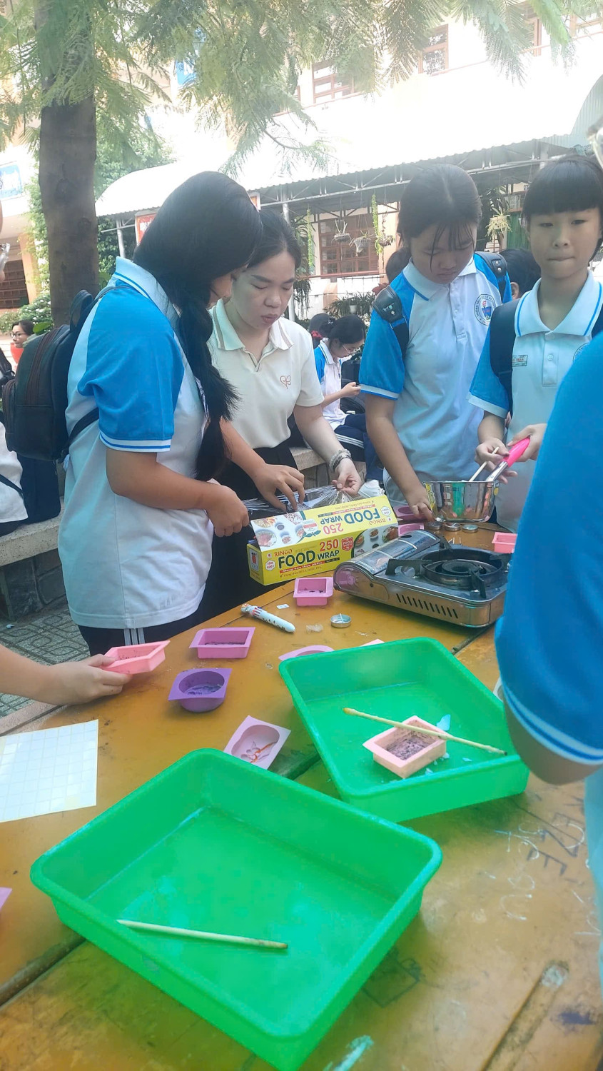 z7738717570865 0eb579de9edd1236c4ce237775f756a2